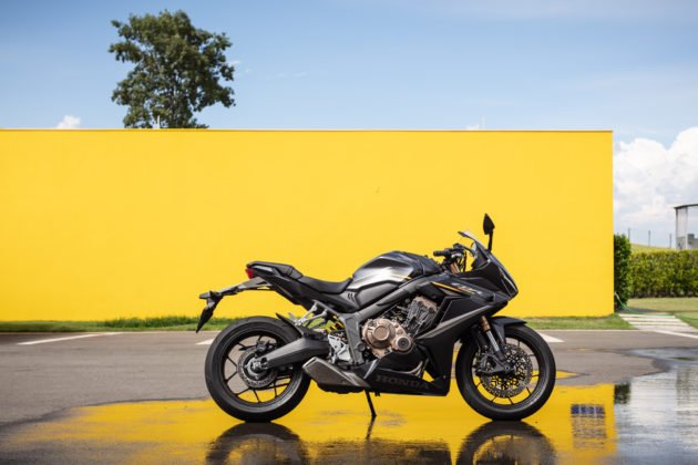 honda-cbr-650r-2023-estatica-14-630x420.jpg