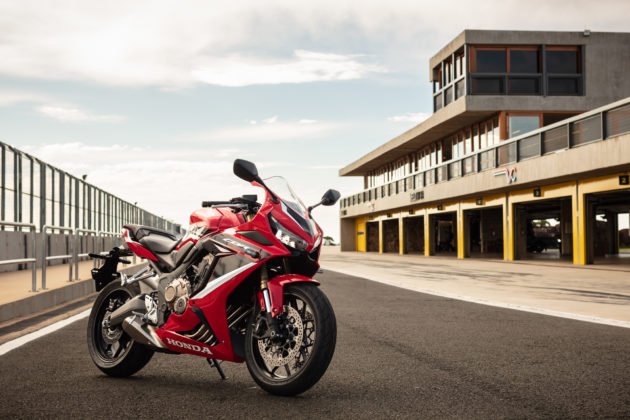 honda-cbr-650r-2023-estatica-23-630x420.jpg