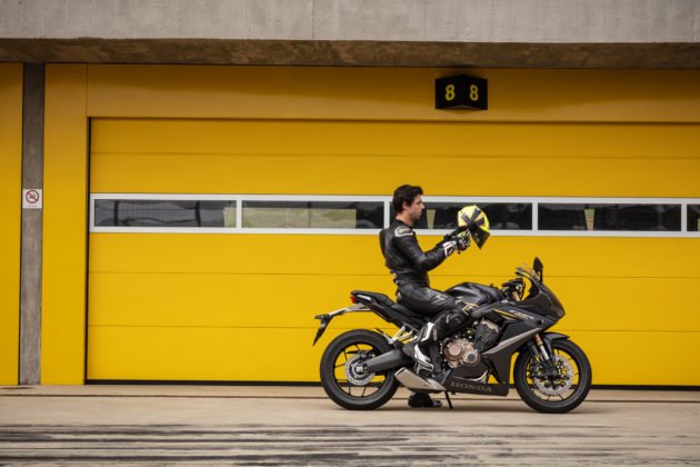 honda-cbr-650r-2023-estatica-9-630x420.jpg