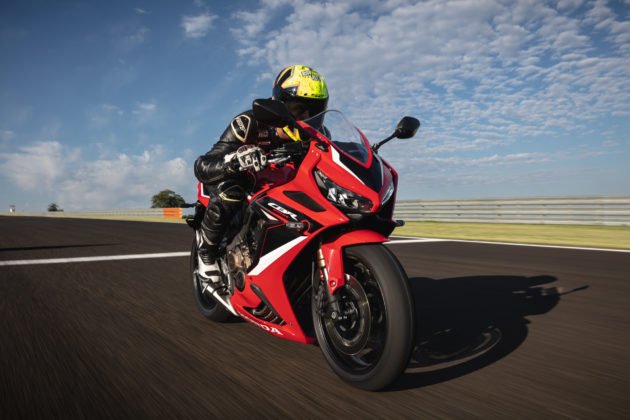 honda-cbr-650r-2023-movimento-43-630x420.jpg