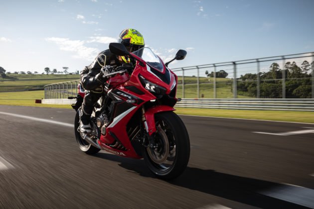 honda-cbr-650r-2023-movimento-55-630x420.jpg