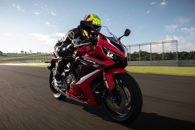 honda-cbr-650r-2023-movimento-56-630x420.jpg
