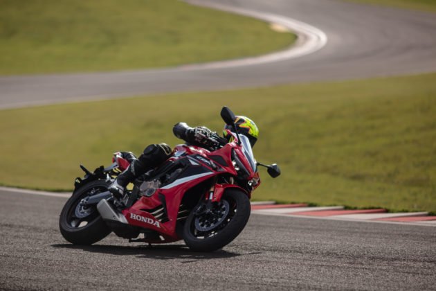 honda-cbr-650r-2023-movimento-7-630x420.jpg