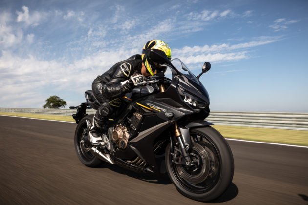 honda-cbr-650r-2023-movimento-84-630x420.jpg