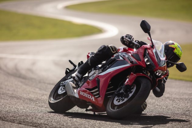 honda-cbr-650r-2023-movimento-9-630x420.jpg