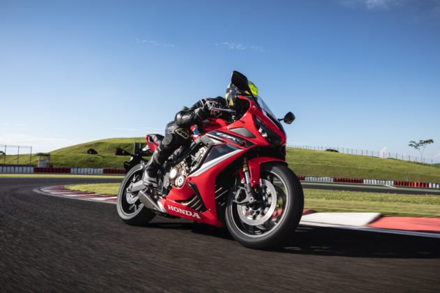 honda-cbr-650r-2023-movimento-92-630x420.jpg