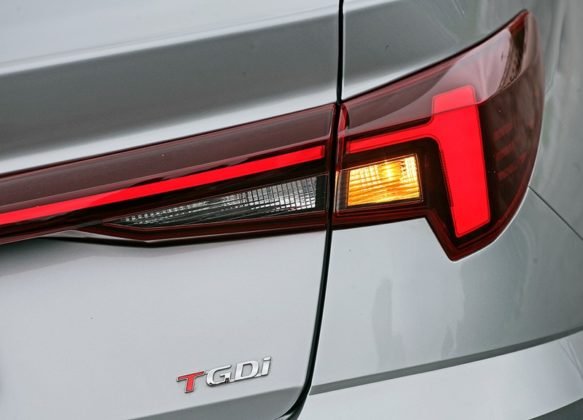 hyundai-hb20s-2023-3-583x420.jpg