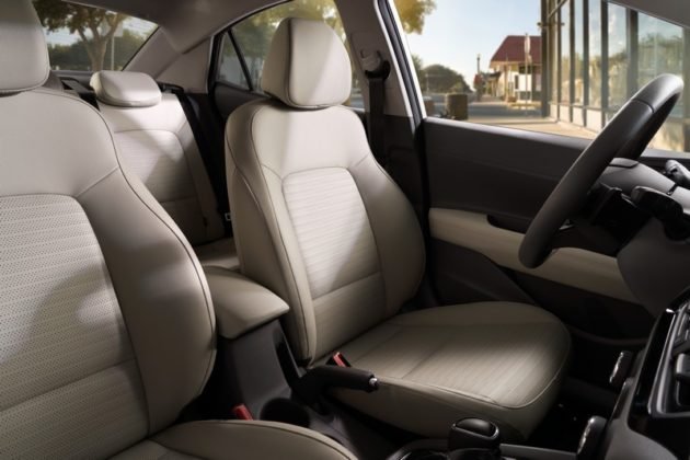 hyundai-hb20s-2023-internas-4-630x420.jpg