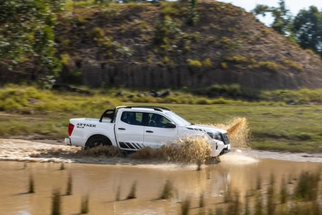 Nissan Frontier Attack AT 4x4