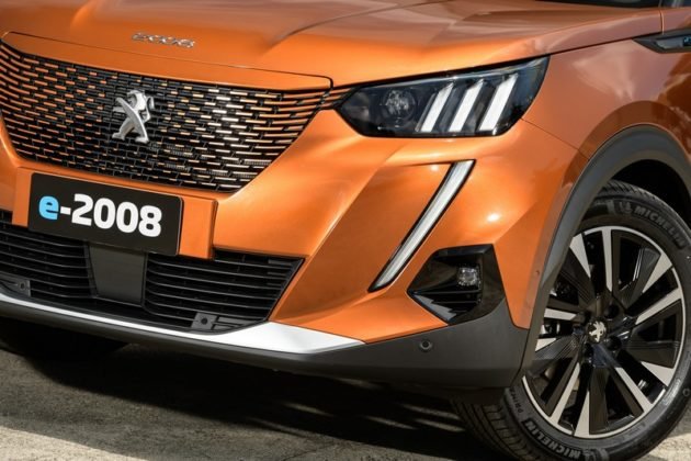 Peugeot e-2008