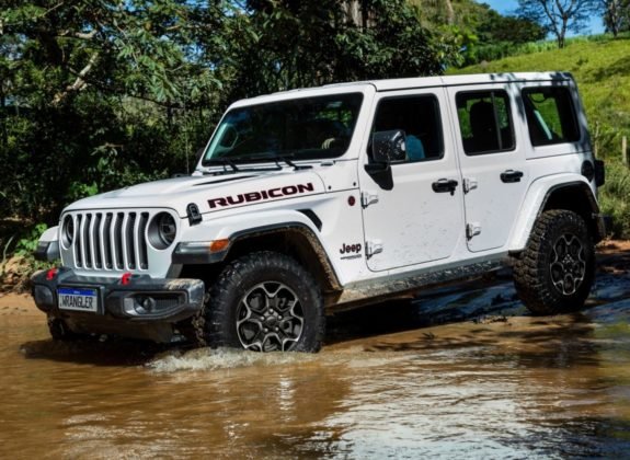 jeep-wrangler-rubicon-02-63878edda5507-scaled-e1671200356157-575x420.jpeg