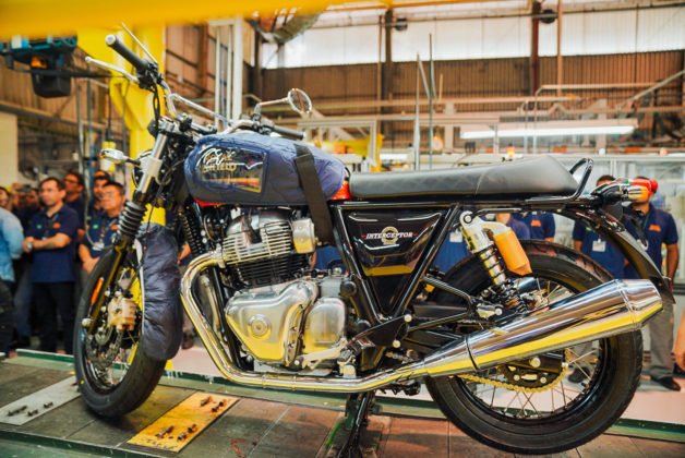 motocicleta-montada-na-linha-brasileira-da-royal-enfield-628x420.jpg