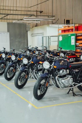 motocicletas-royal-enfield-montadas-na-nova-linha-281x420.jpg
