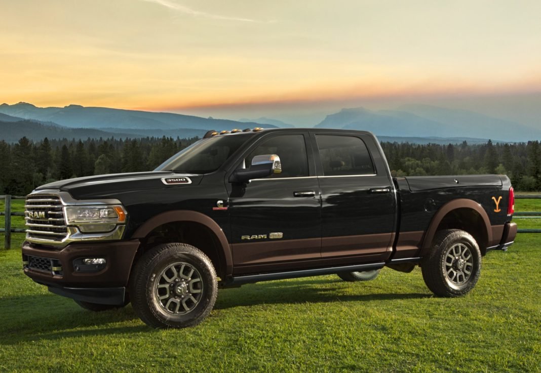 Ram lança 3500 Yellowstone Edition baseada em série do Paramount+ Motor Show