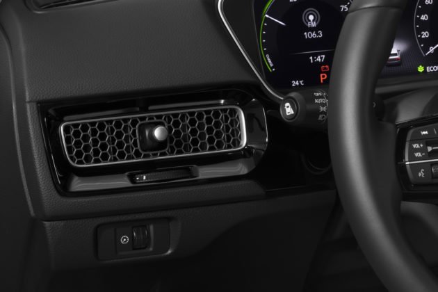 civic-hibrido-detalhe-geral-64-630x420.jpg