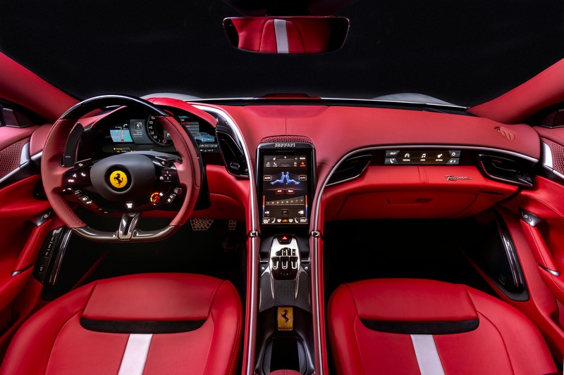 Ferrari Roma Tailor Made 