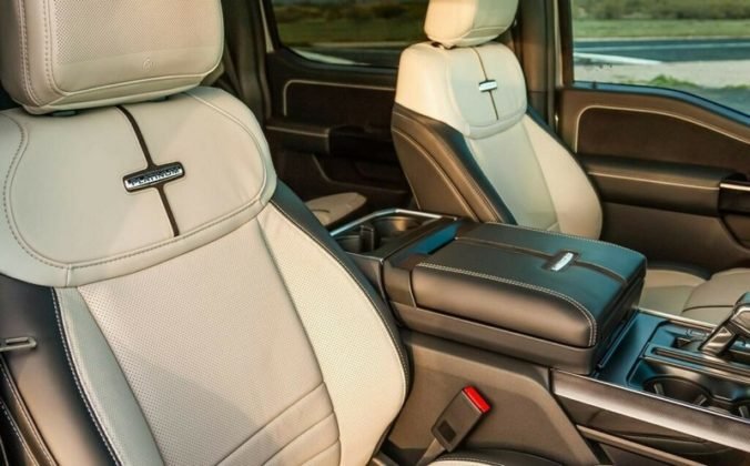 Ford F-150 Lightning Fighter Edition