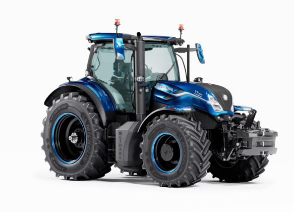 new-holland-t7-methane-power-lng-tractor-front-right-630573-583x420.jpg