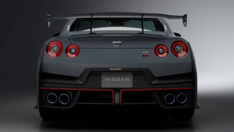 nissan-gt-r-nismo-my2024-05-747x420.jpg