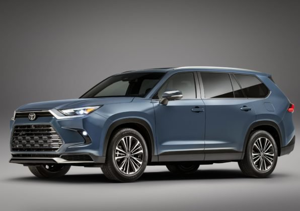 2024-toyota-grandhighlander-stormcloud-001-scaled-1-e1675962187370-596x420.jpg