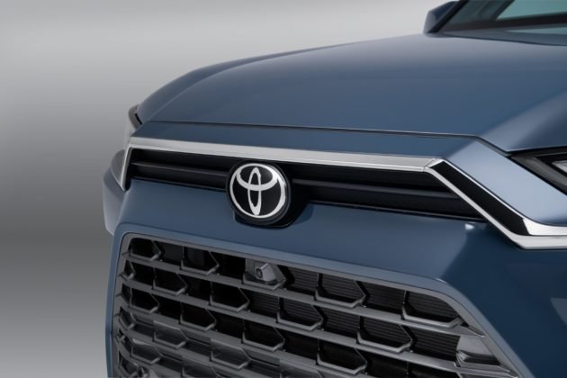 2024-toyota-grandhighlander-stormcloud-006-scaled-1-630x420.jpg