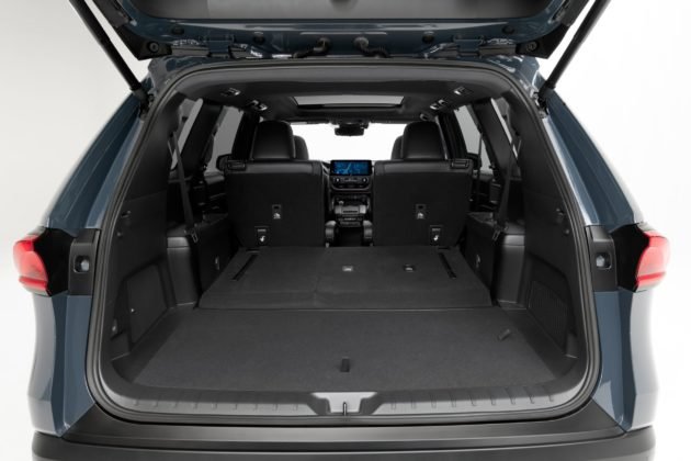 2024-toyota-grandhighlander-stormcloud-024-scaled-1-630x420.jpg