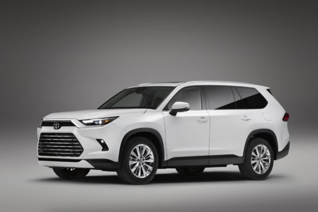 2024-toyota-grandhighlander-windchillpearl-001-scaled-1-630x420.jpg