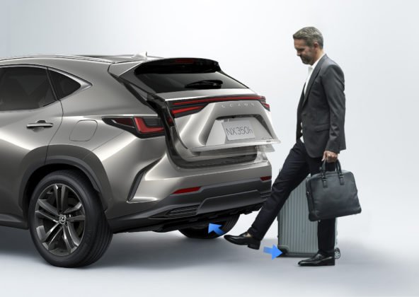 lexus-nx-porta-mala-free-hands-592x420.jpg