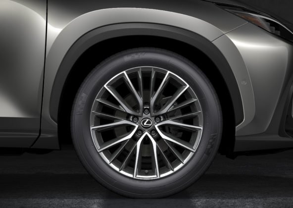 lexus-nx-rodas-2-592x420.jpg