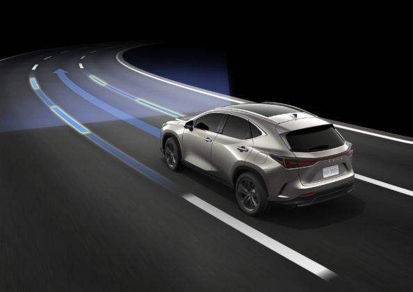 lexus-safety-system-30-3-594x420.jpg