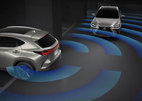 lexus-safety-system-30-7-594x420.jpg