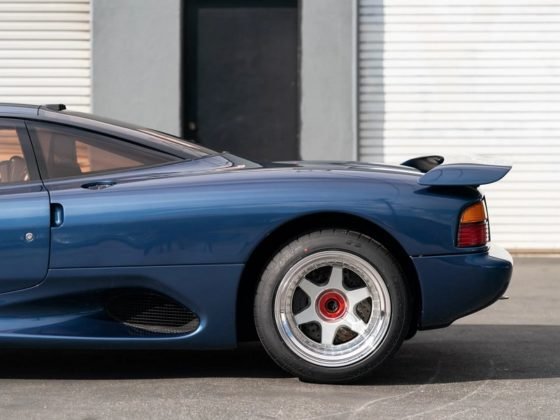 Jaguar XJR-15 1991