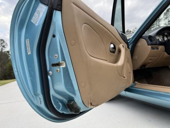 Mazda Miata 2001 com propulsor V8