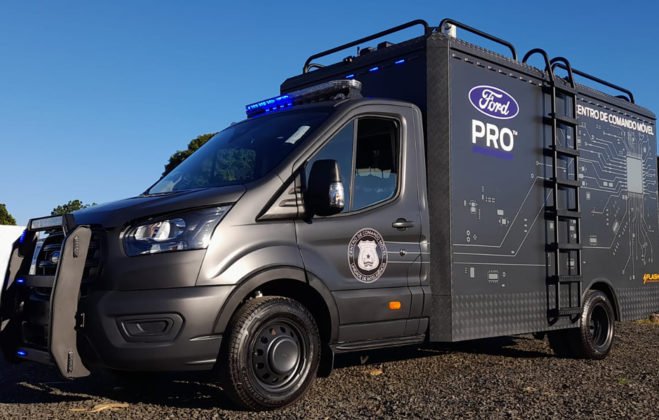 fordtransitchassi-centro-de-comando-movel-1-e1680807827459-659x420.jpeg