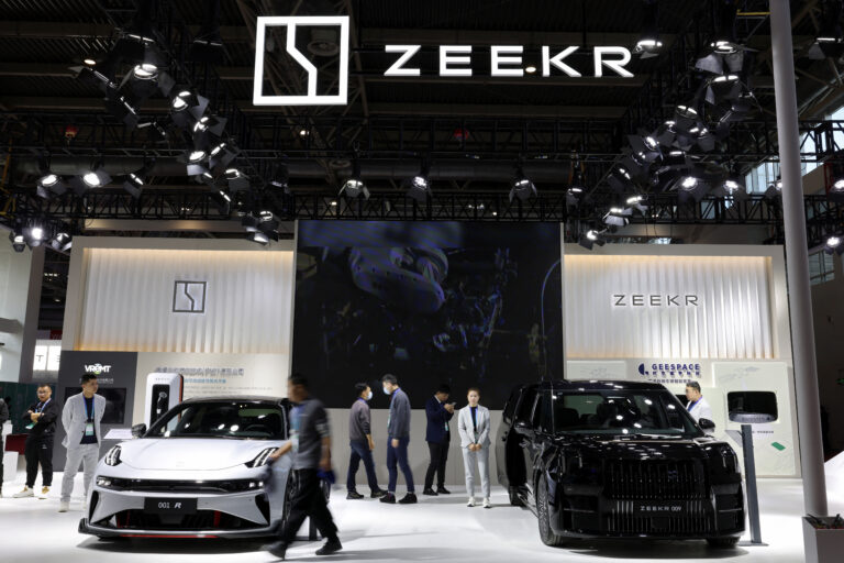 Fabricante de carros elétricos Zeekr estreia nos EUA e ações disparam 35%