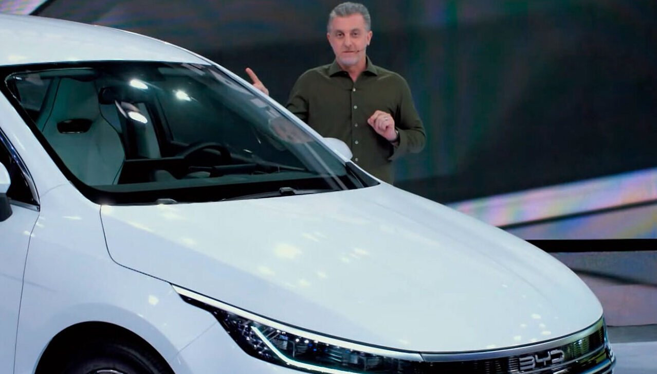 Volks, Chevrolet ou BYD? Veja o ranking de marcas de carro que mais anunciam na TV brasileira