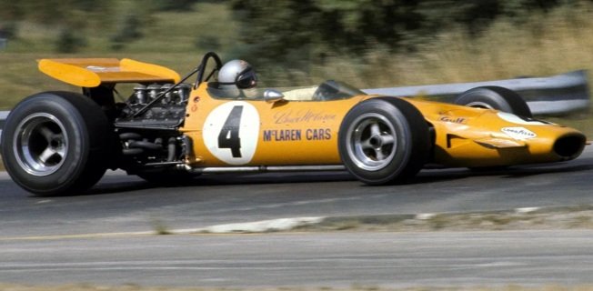 McLaren M7A