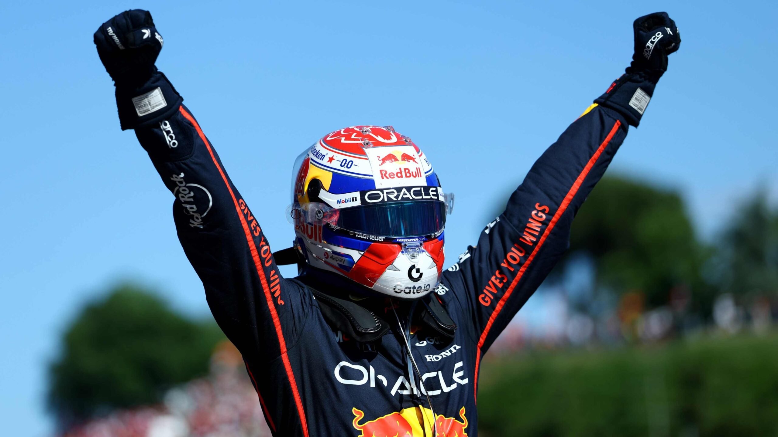 Max Verstappen supera McLarens e vence GP da Emilia-Romagna