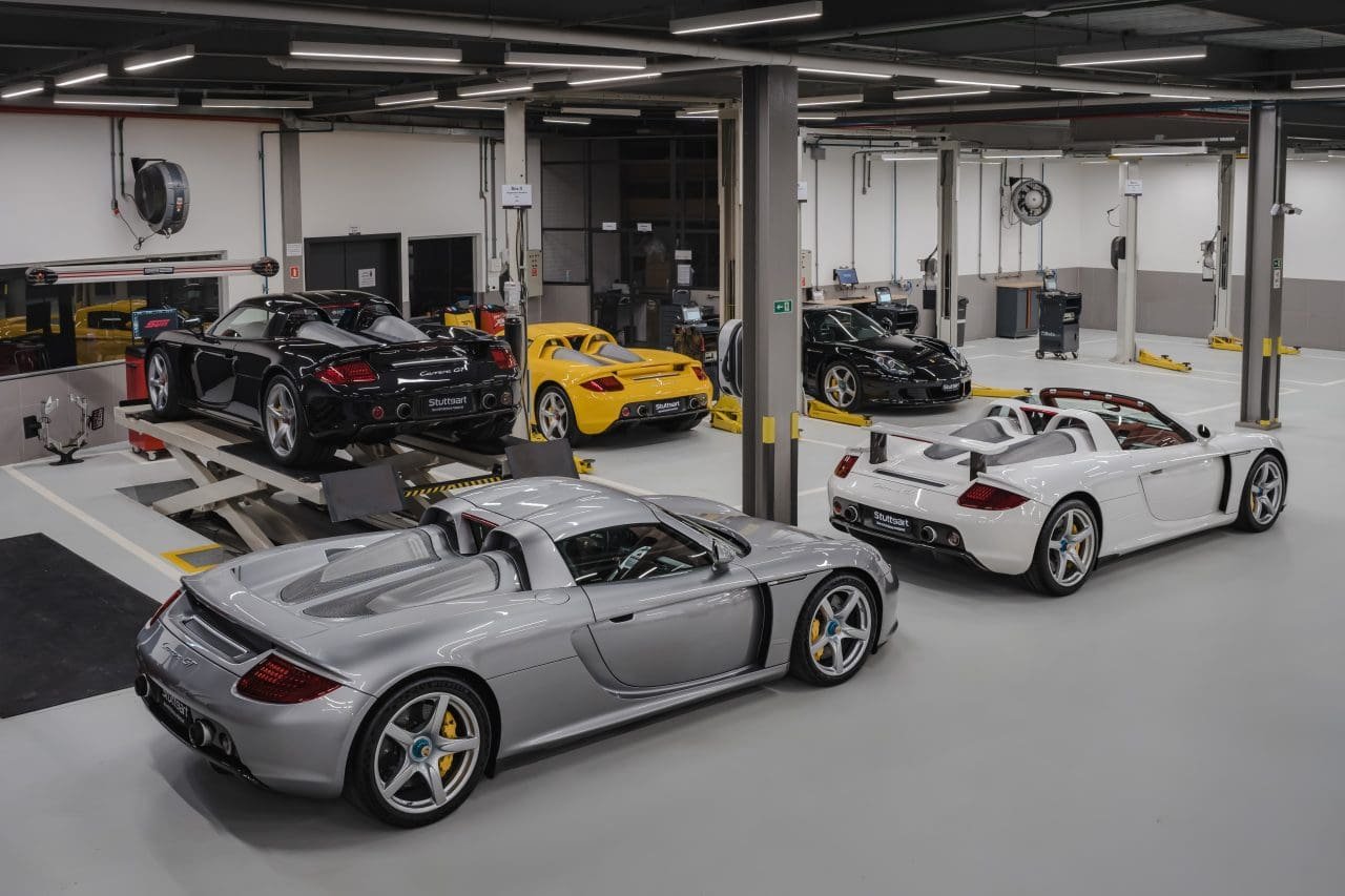 Únicos cinco Porsche Carrera GT que rodam no Brasil fazem encontro raro; veja fotos