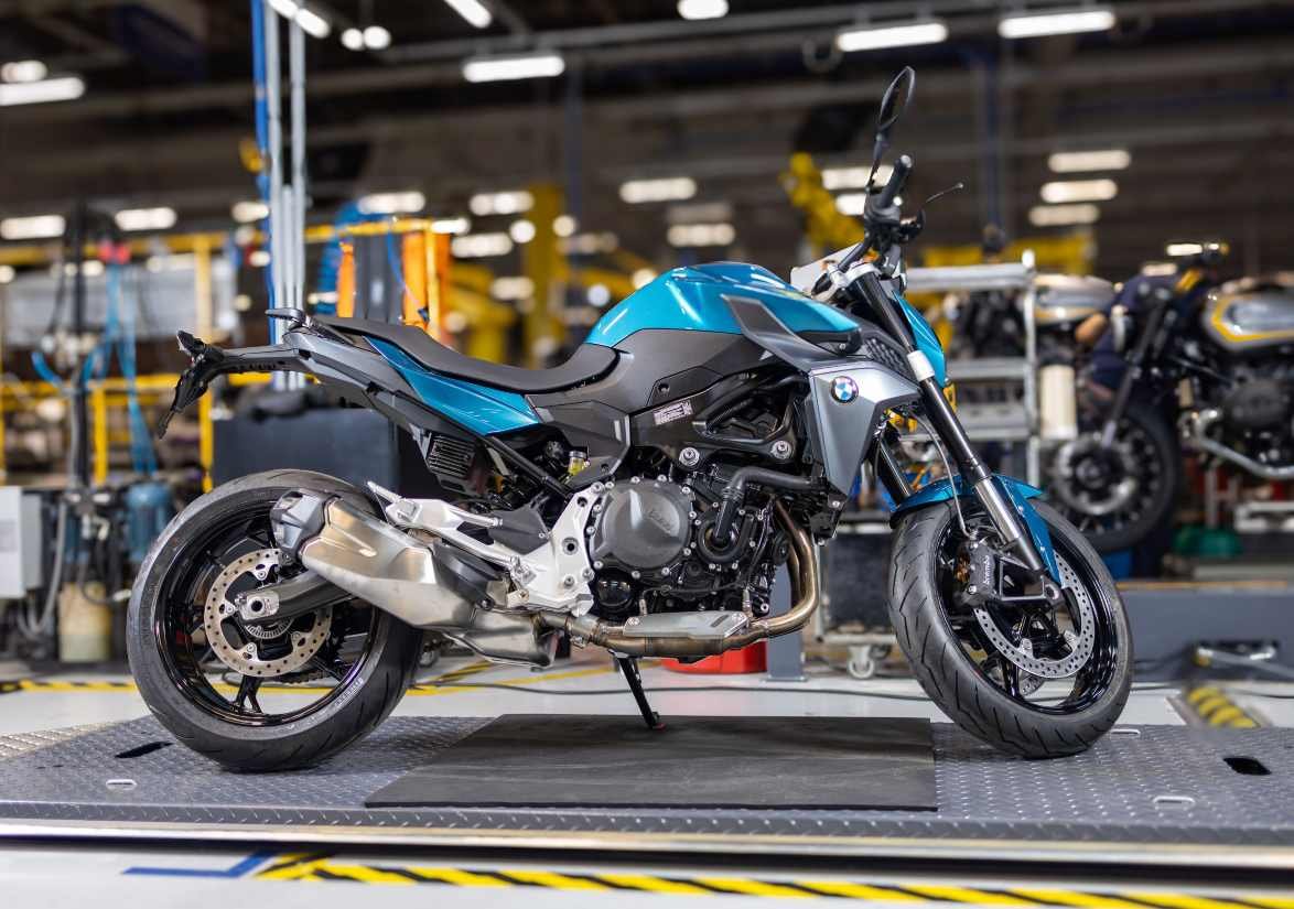 BMW Motorrad inicia produção da nova BMW F 900 R em Manaus (AM)