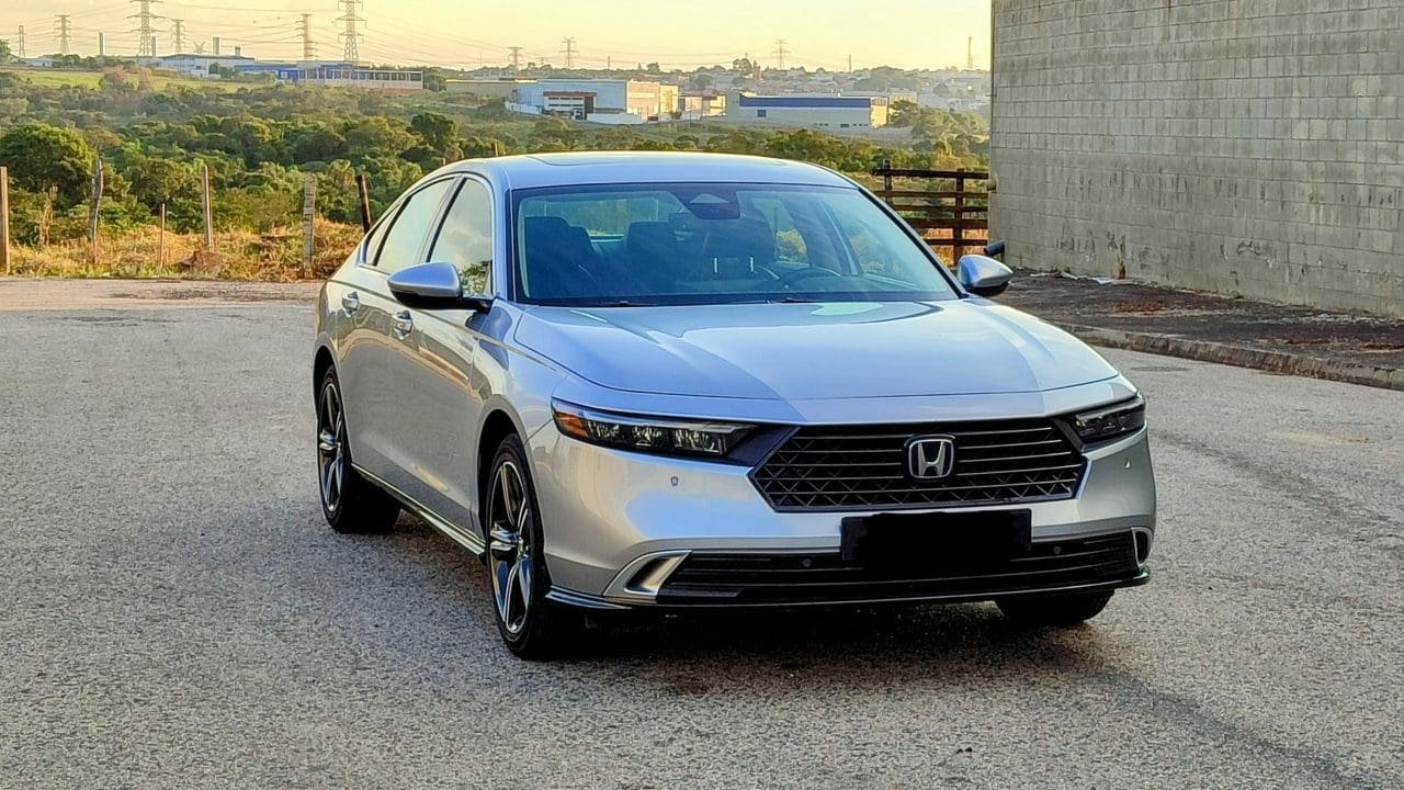 Honda Accord híbrido é mais econômico que qualquer 1.0 à venda hoje em dia
