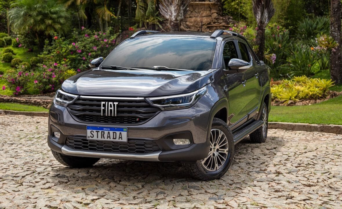 Strada no topo e Onix ‘esquecido’: confira os 50 carros mais vendidos de 2025