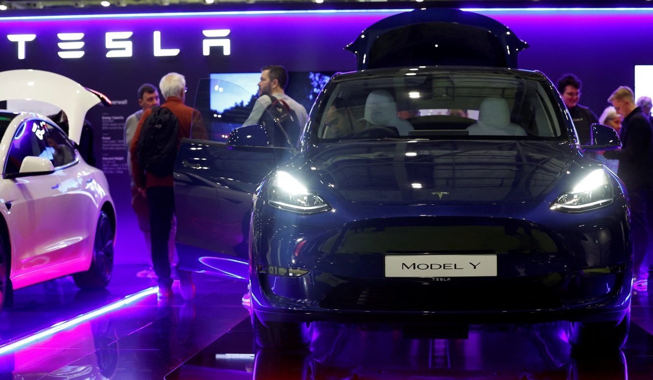 Musk confirma que viagens de robotáxi da Tesla iniciam em 22 de junho