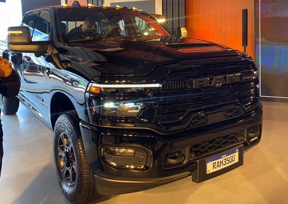 Ram 2500 e 3500 vão ficar mais potentes e econômicas no final do ano; entenda