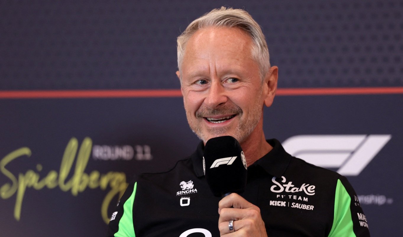 O chefe da equipe Sauber, Jonathan Wheatley, durante a coletiva de imprensa