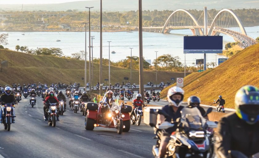 ‘Cidade da Moto’ é erguida em Brasília e espera reunir quase 1 milhão de pessoas em 2025