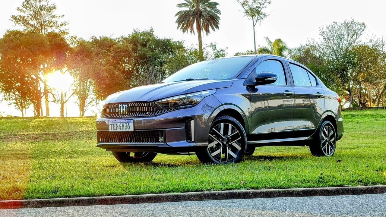 Avaliação: Fiat Cronos Precision 2026 ficou bonito, bom de guiar, e mais barato