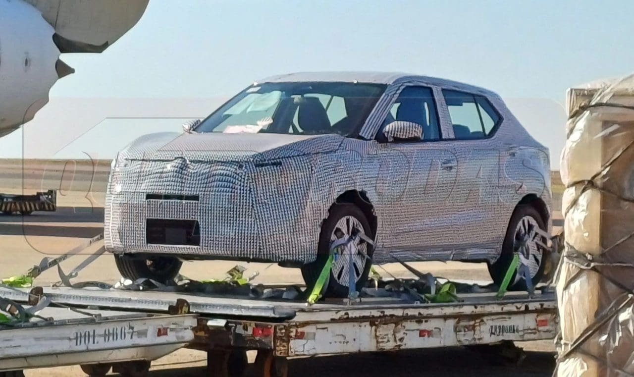 Flagra Nissan Kait - Foto: reprodução/Quatro Rodas