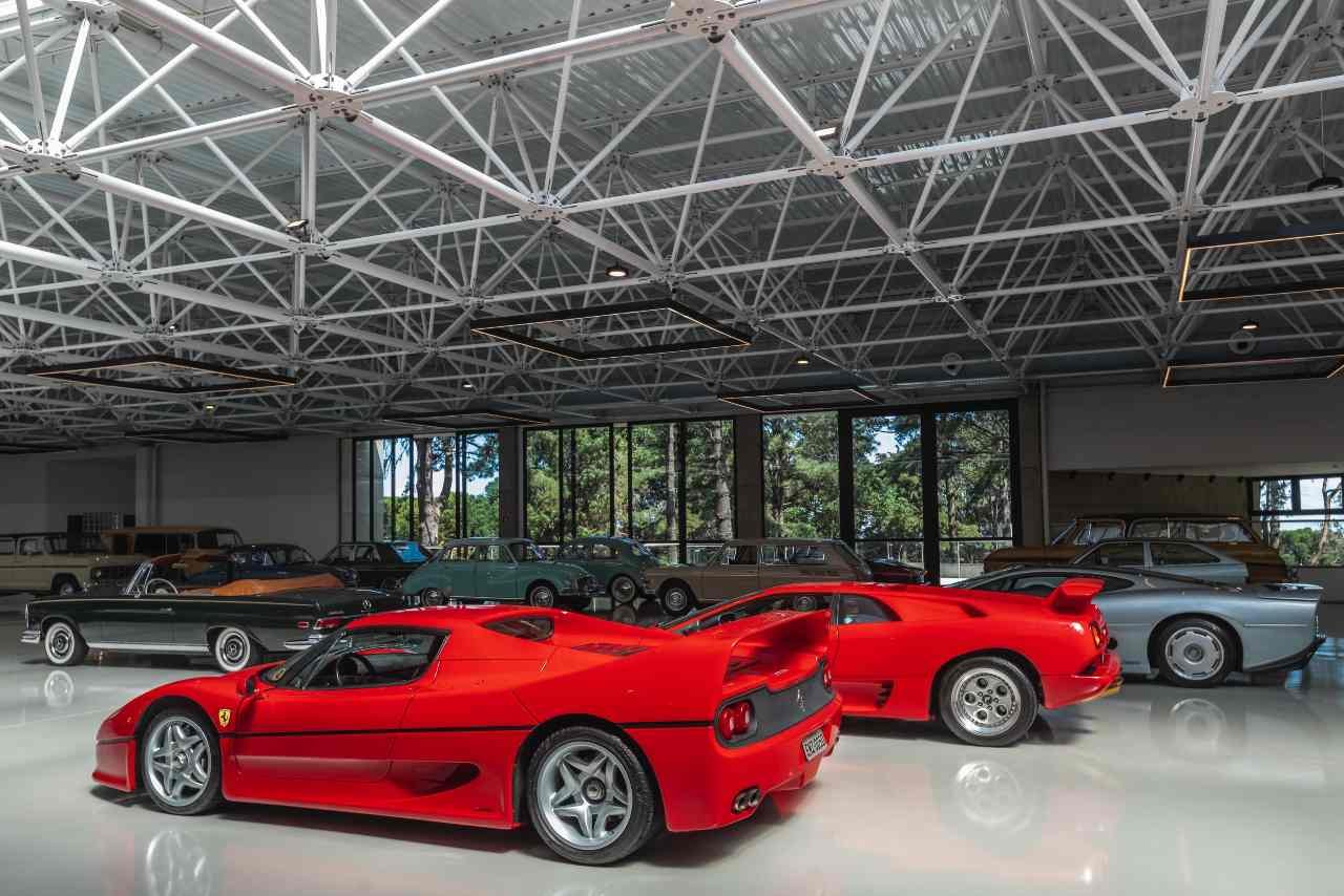 Ferrari de coleção brasileira é premiada em concurso de F50 no EUA 