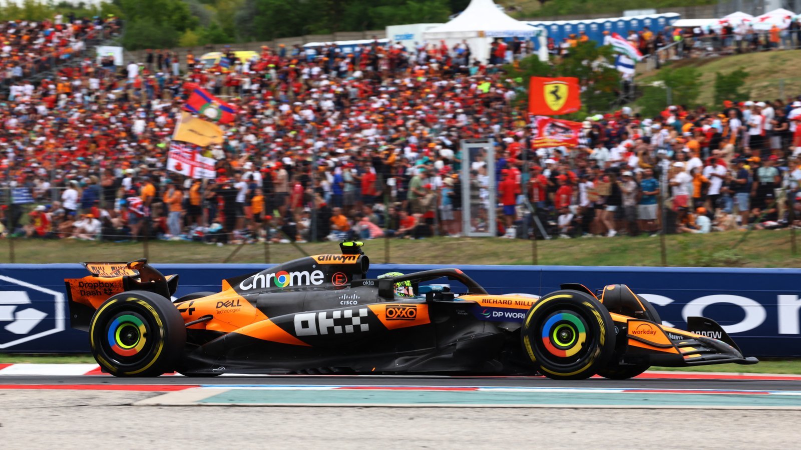 McLaren vai leiloar carro de F1 de 2026 antes de ele entrar na pista em ação inédita